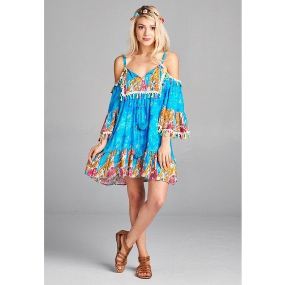 Lulu AZ Dresses & Skirts - Lulu AZ Velzera Turquoise Cold Shoulder Boho Dress